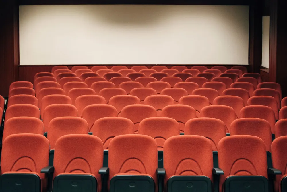 Hans Zimmer films : quels sont ses scores incontournables et comment bien les écouter ?