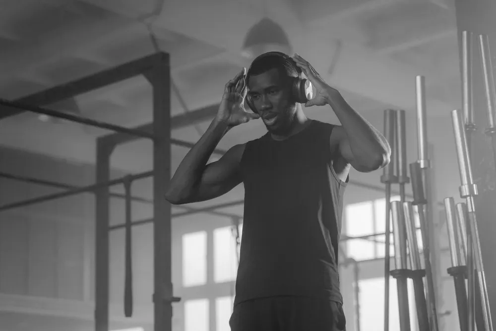 Meilleur casque musculation : quels critères pour bien le choisir en salle ?